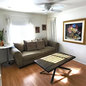 homey-apartment-downtown-phoenix.hotelsofphoenix.com/